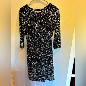 Long-sleeved Kenneth Cole Black and White Short Dress